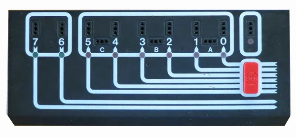 Technic Control 4.5V Interface Box with Ports (1987 Version)