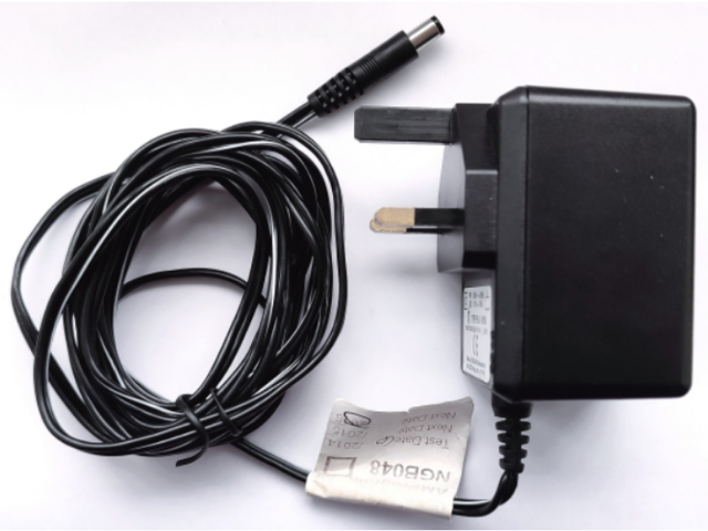 Electric Power Adapter / Transformer, Input: 240V AC / Output: 10V AC (UK TRADANIA Version)
