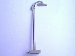 HO Scale, Accessory Lamp Post with Curved Top and 2 x 2 Base (UK issue only)