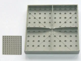 Brick 10 x 10 without Bottom Tubes, with '+' Cross Support (early Baseplate)