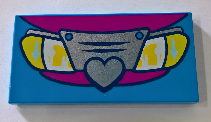 Tile 2 x 4 with Car Front Grille with Heart and Lights Pattern