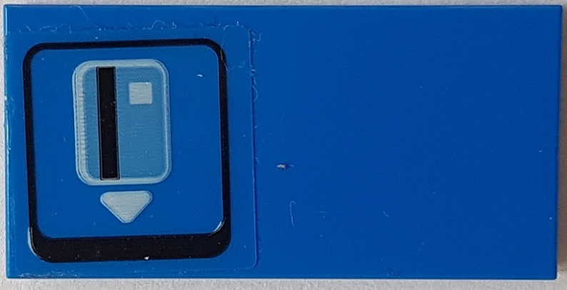 Tile 2 x 4 with Medium Blue Debit / Credit Card and White Triangle inside Black Rounded Square Pattern (Sticker) - Set 76082