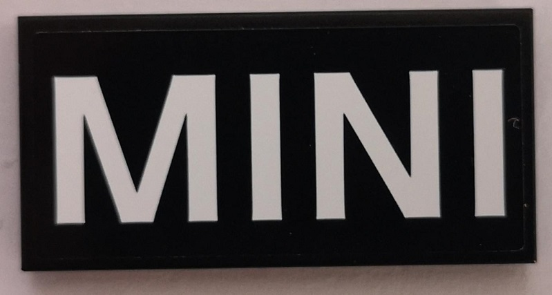 Tile 2 x 4 with White 'MINI' Pattern (Sticker) - Set 75894