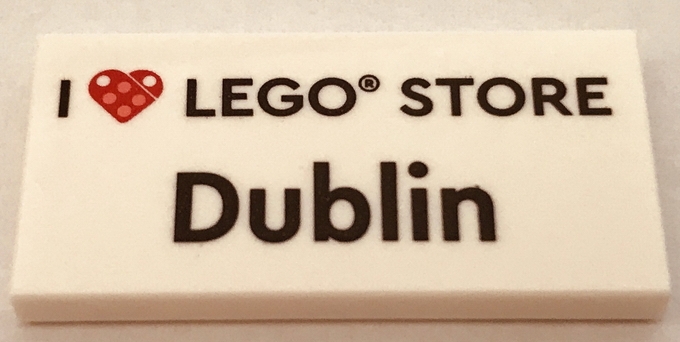 Tile 2 x 4 with 'I Heart LEGO STORE Dublin' Pattern