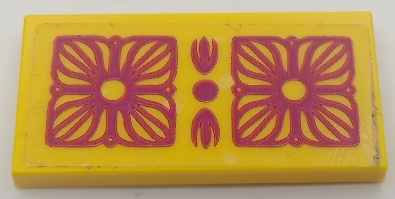 Tile 2 x 4 with Rug with Magenta Geometric Floral Pattern (Sticker) - Set 41684