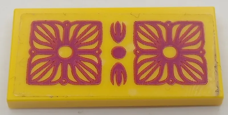 Tile 2 x 4 with Rug with Magenta Geometric Floral Pattern (Sticker) - Set 41684