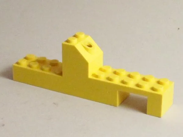 Vehicle, Tractor Chassis Base 11 x 2 x 3