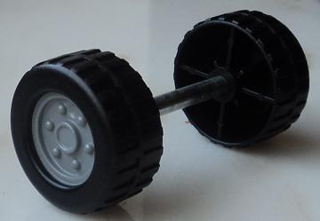 Duplo Wheel Double Assembly with Tread and Metal Axle and Light Bluish Gray Classic Pattern