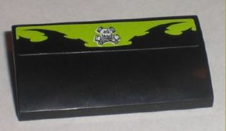 Slope, Curved 2 x 4 x 2/3 with Bottom Tubes with Pistons Skull Logo Pattern (Sticker) - Set 8211
