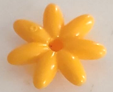 Friends Accessories Flower with 7 Thin Petals and Pin
