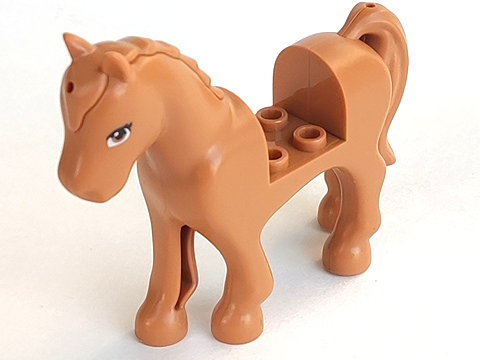 Horse, Friends Style with 2 x 2 Cutout with Medium Nougat Eyes Pattern