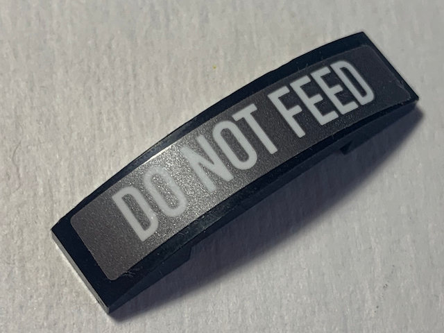 Slope, Curved 4 x 1 x 2/3 Double with 'DO NOT FEED' Pattern (Sticker) - Set 70613