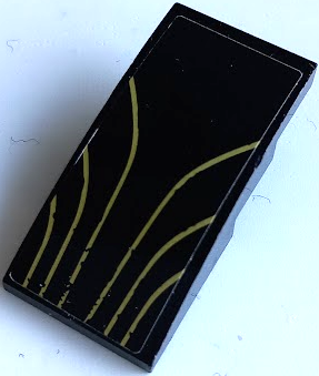 Slope, Curved 4 x 2 with 6 Curved Gold Lines Pattern (Sticker) - Set 70674