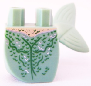 Tail, Mermaid / Merman Curved Left with Green and Gold Scales Pattern