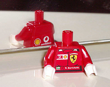 Torso Racers Ferrari front, Vodafone back (Stickers) with R. Barrichello Name Pattern / Red Arms / White Hands