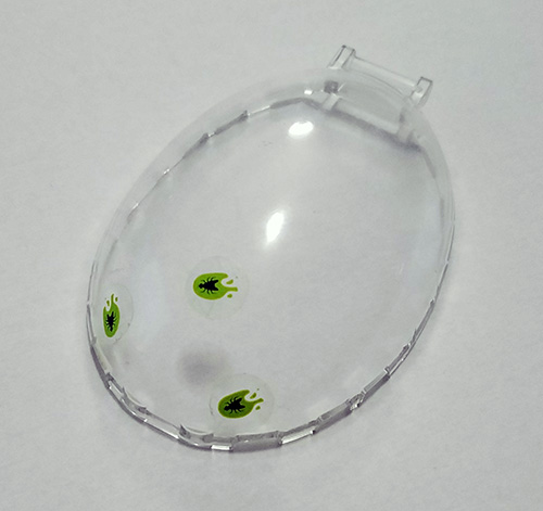 Windscreen 8 x 6 x 2 1/3 Bubble Canopy with Bar Handle with 3 Squashed Flies Pattern (Stickers) - Set 70704