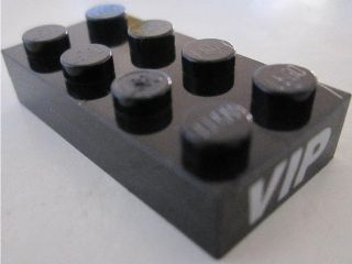 Stickered Assembly 4 x 2 x 2/3 with 'VIP' on Black Background Pattern on Both Ends (Stickers) - Set 8495 - 2 Plate 2 x 4