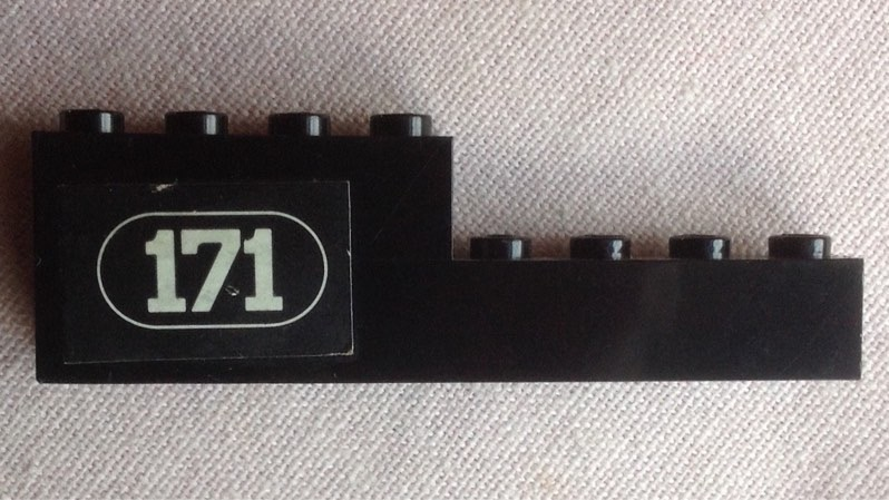 Stickered Assembly 8 x 1 x 2 with White '171' with Border on Black Background Pattern Model Right Side (Sticker) - Set 171 - 1 Brick 1 x 4, 1 Brick 1 x 8