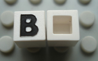 Modulex, Tile 1 x 1 with Black 'B' Pattern (no internal lining)