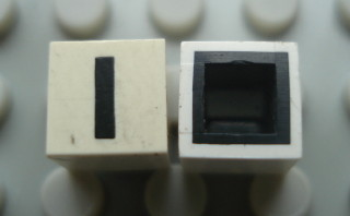 Modulex, Tile 1 x 1 with Black 'I' Pattern (with black lining on sides only)