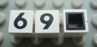 Modulex, Tile 1 x 1 with Black '6' / '9' Pattern (with black lining on sides only)