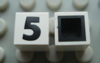 Modulex, Tile 1 x 1 with Black '5' Pattern (with black lining on top and sides)