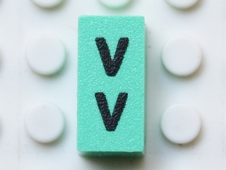 Modulex, Tile 1 x 2 with Black 'V V' Pattern (vertical)