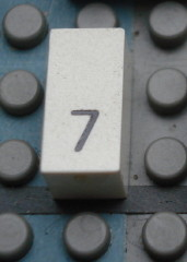 Modulex, Tile 1 x 2 with Black Calendar Day Number  '7' Pattern