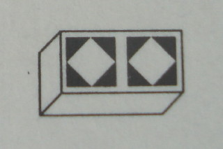 Modulex, Tile 1 x 2 with Black Diamonds Outline Pattern
