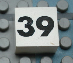Modulex, Tile 2 x 2 (no Internal Supports) with Black Calendar Week Number 39 Pattern