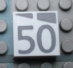 Modulex, Tile 2 x 2 (no Internal Supports) with Dark Gray Slopes and Calendar Week Number 50 Pattern