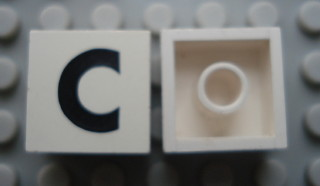 Modulex, Tile 2 x 2 with Black 'C' Pattern (with internal support)