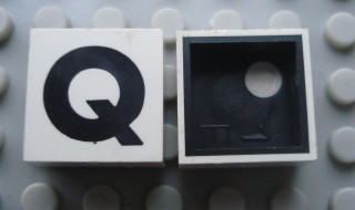Modulex, Tile 2 x 2 with Black 'Q' Pattern (Black internal lining with White dot)