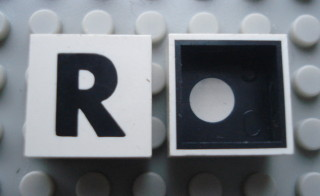 Modulex, Tile 2 x 2 with Black 'R' Pattern (Black internal lining with White dot)