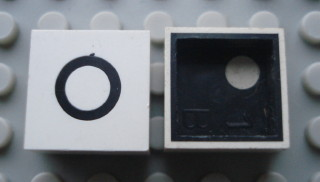 Modulex, Tile 2 x 2 with Black Circle Large Pattern (Black internal lining with White dot)