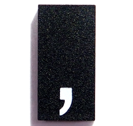 Modulex, Tile 2 x 4 with White Comma (,) Pattern