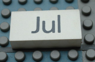 Modulex, Tile 2 x 4 with Dark Gray Month 'Jul' Pattern