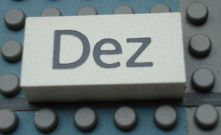 Modulex, Tile 2 x 4 with Dark Gray Month 'Dez' Pattern