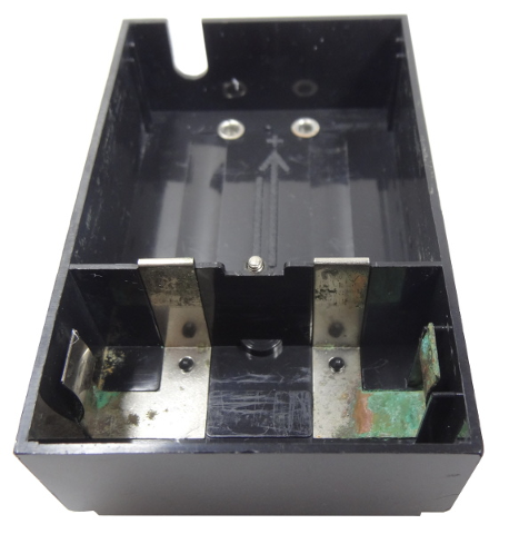 Electric 4.5V Battery Box 6 x 11 x 3 Type II, Bottom