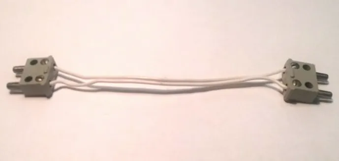 Electric, Wire 12V / 4.5V with 2 Leads, 14 Studs Long with 2 Light Gray Electric, Connector, 2-Way Male Squared Narrow Long without Center Post (x466c14 / bb0081c01)