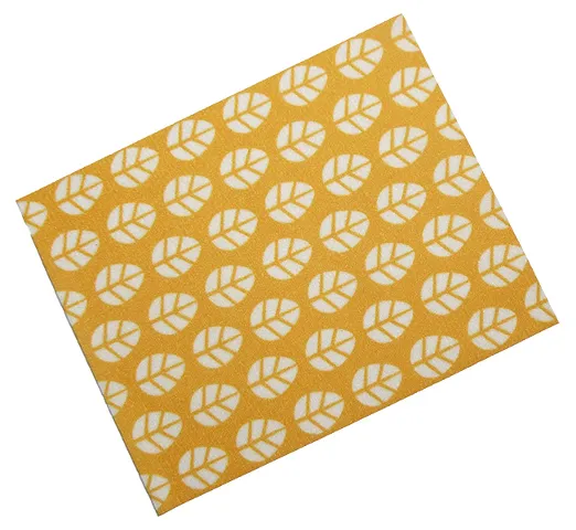 Duplo, Cloth Blanket 8 x 10 cm with Leaves on Bright Light Orange Background Pattern