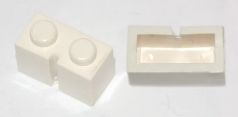 Brick 1 x 2 without Bottom Tube, Slotted (with 1 slot)