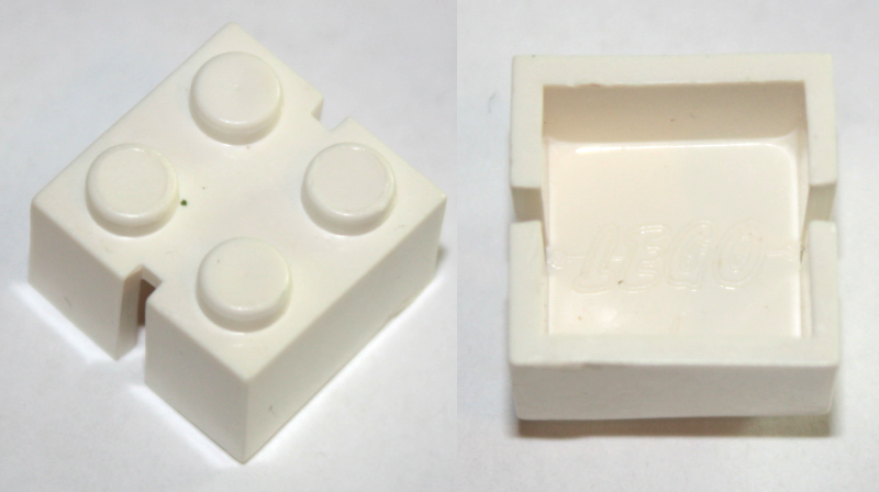 Brick 2 x 2 without Bottom Tubes, Slotted (with 2 slots, opposite)