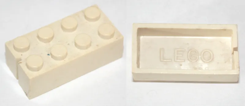 Brick 2 x 4 without Bottom Tubes, Slotted (with 1 slot)