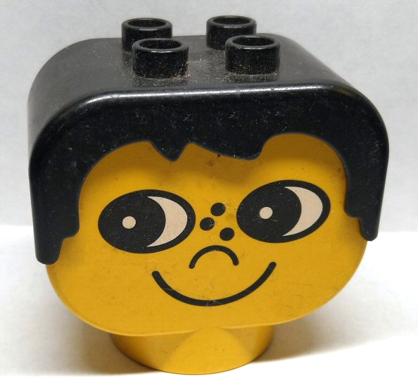 Duplo Figure Head Human 2 x 2 Base with Fixed Black Hair with Eyes Looking Right, Nose, Freckles, and Grin Pattern