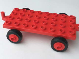 Duplo Car Base 4 x 8 x 1/3 with Closed Hitch End