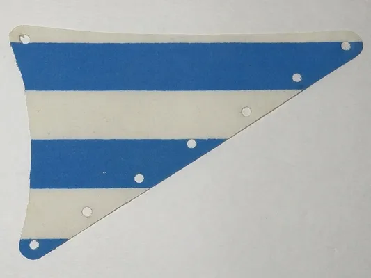 Cloth Sail Triangular 15 x 22 with Blue Thick Stripes Pattern
