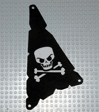 Cloth Sail Triangular 15 x 22 Tattered with Skull and Crossbones Pattern