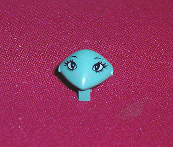 Minifigure, Head, Modified Martian with Clip with Eyelashes Pattern