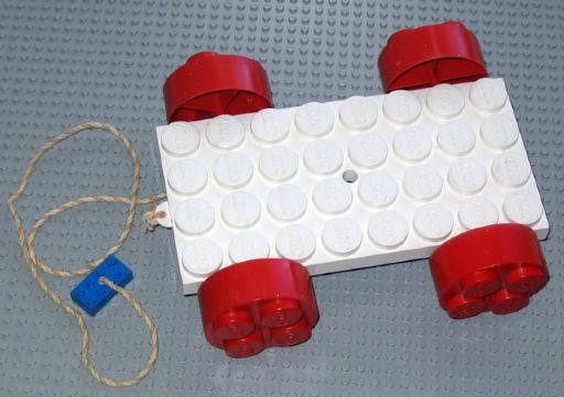 Jumbo Vehicle Base 4 x 8 with Red Wheels and Pull String